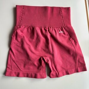 AYBL Adapt Seamless Sculpting Shorts Deep Pink Size Small